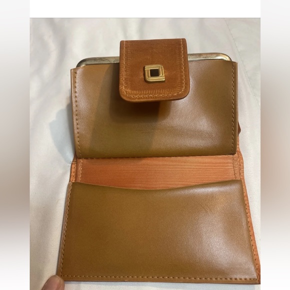 New Belle Brummel Clutch Wallet Style #88303 Genuine Leather With Design - Picture 1 of 10